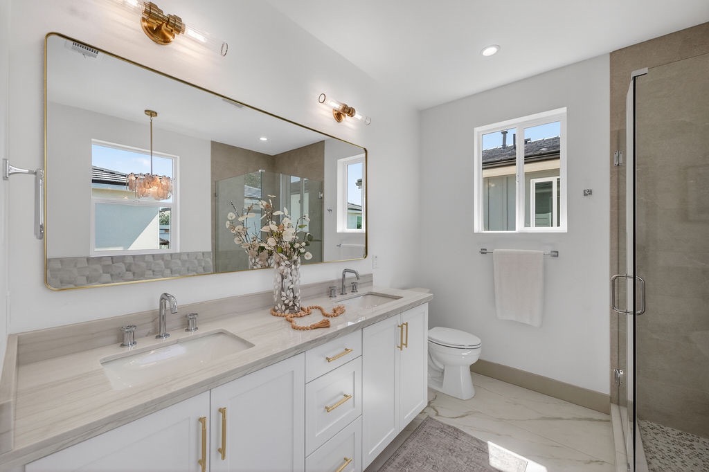 Plan B primary bath 3